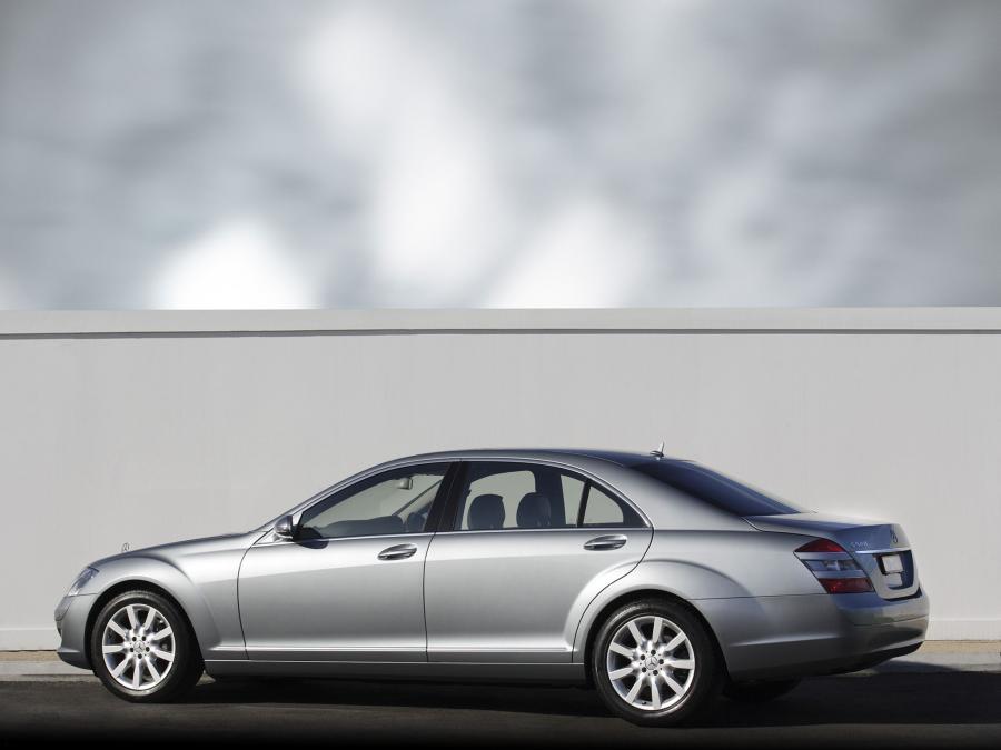  Mercedes-Benz S500 2006 года  (AU) (фото 21 из 28)
